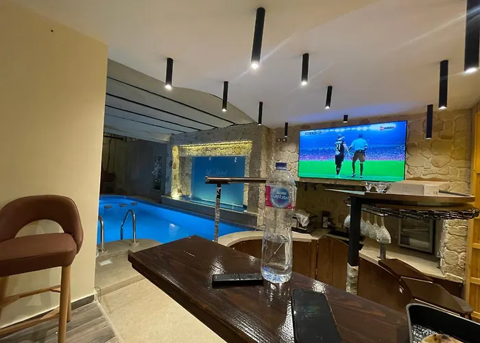 High Deluxe Apartment In Private Villa In New Cairo